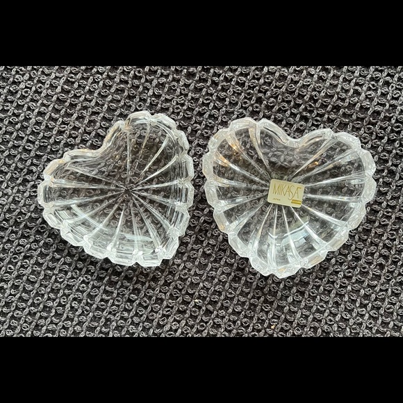 Mikasa Crystal Vintage Heart Shaped Trinket Dish - Picture 3 of 6